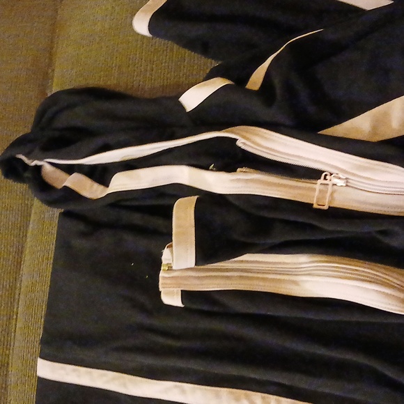 L.C. fashion jogging set 2X - Picture 6 of 6